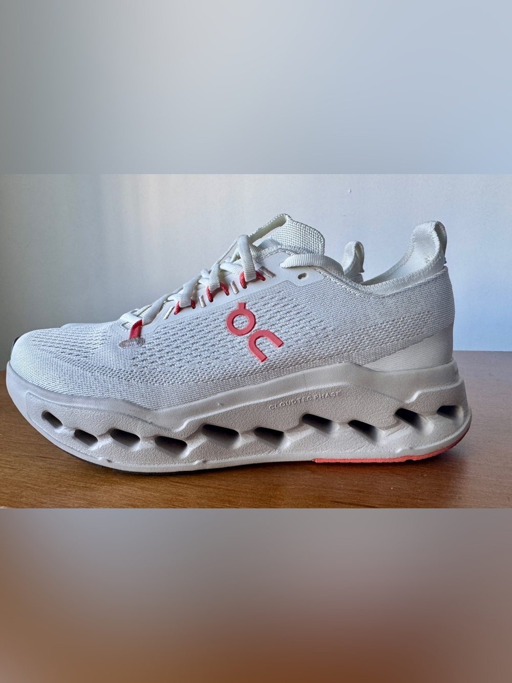 OnCloud Mens Cloudsurfer Max 8.5